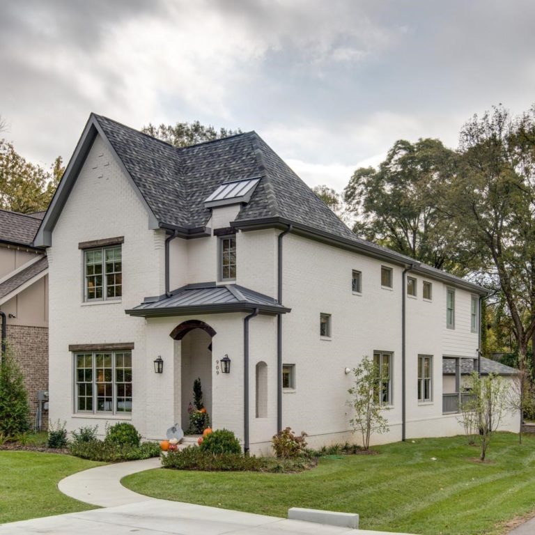 New Home Listing at 909 Noelton Ave!