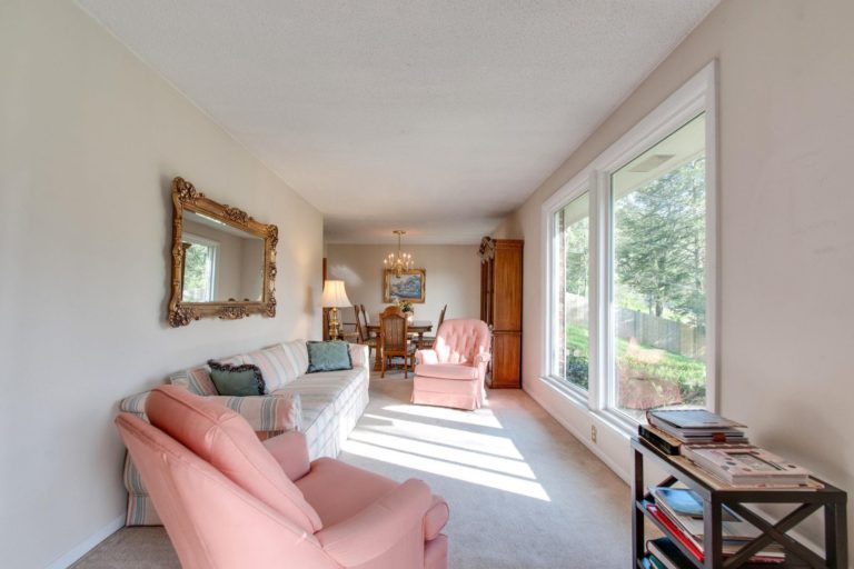 West Meade Home is Both Spacious and Convenient!