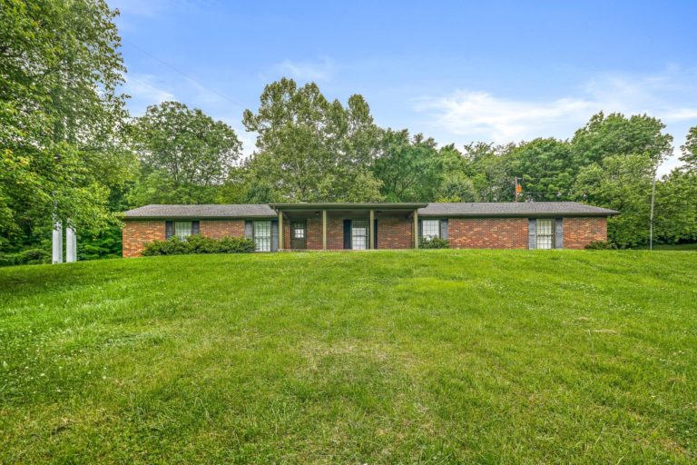 You’re Almost to Your New Home! New Listing at 706 Preston Rd!