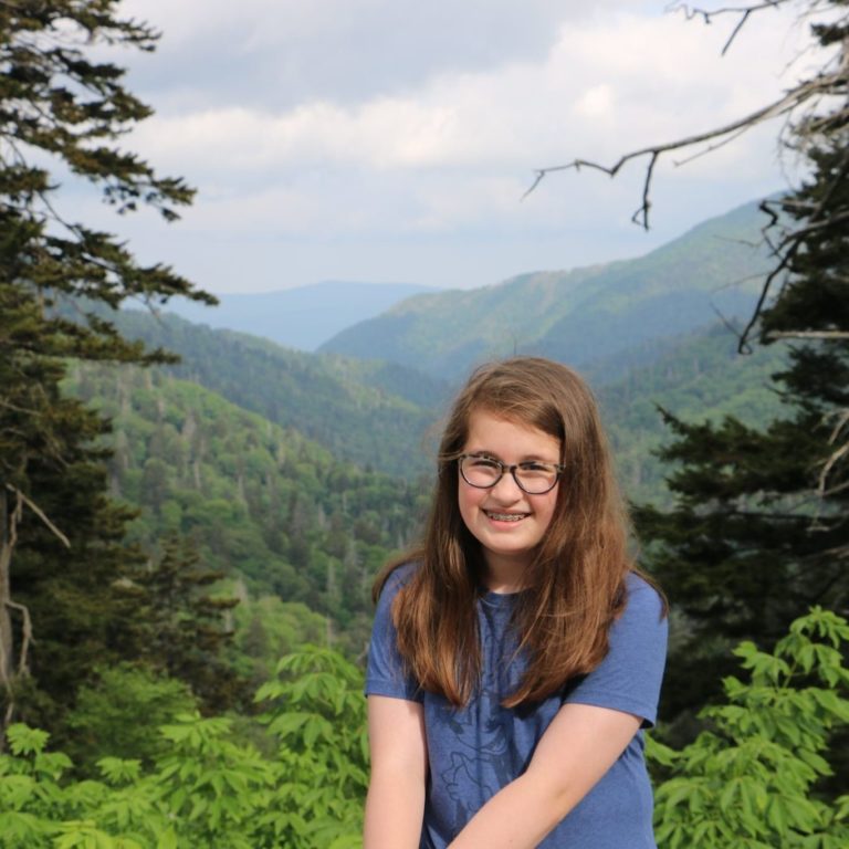 5 things to do in Gatlinburg and Pigeon Forge, Tennessee (and Smokey Mountains) We Love! #NashvilleBuyLocalTravels 5 things to do in Gatlinburg and Pigeon Forge, Tennessee (and Smokey Mountains) We Love! #NashvilleBuyLocalTravels
