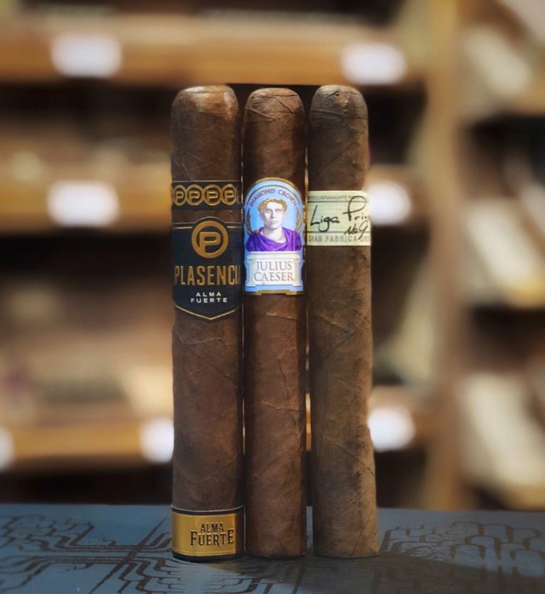 Nashville Cigar Tips for Cigar Smokers. Delicious Flavors with Similarities. Nashville Cigar Tips for Cigar Smokers. Delicious Flavors with Similarities.