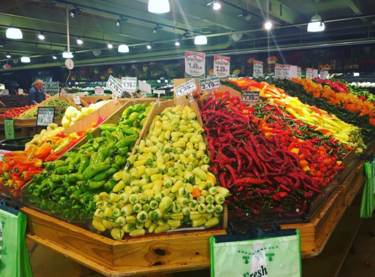 Heading South For Fun In Atlanta This Year? Support Local Restaurants in Atlanta. #NashvilleBuyLocalTravels