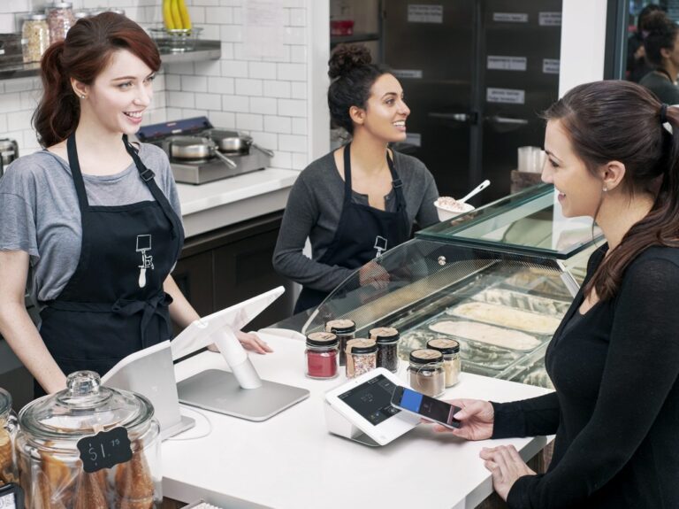 Monday Morning Memo With JadaPay: Clover Flex and Clover Mini for Food Trucks and Quick Serve Restaurants and Bars!